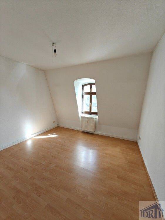 Zentrum, Dachgeschoss mit Einbauküche, 2763 Zittau