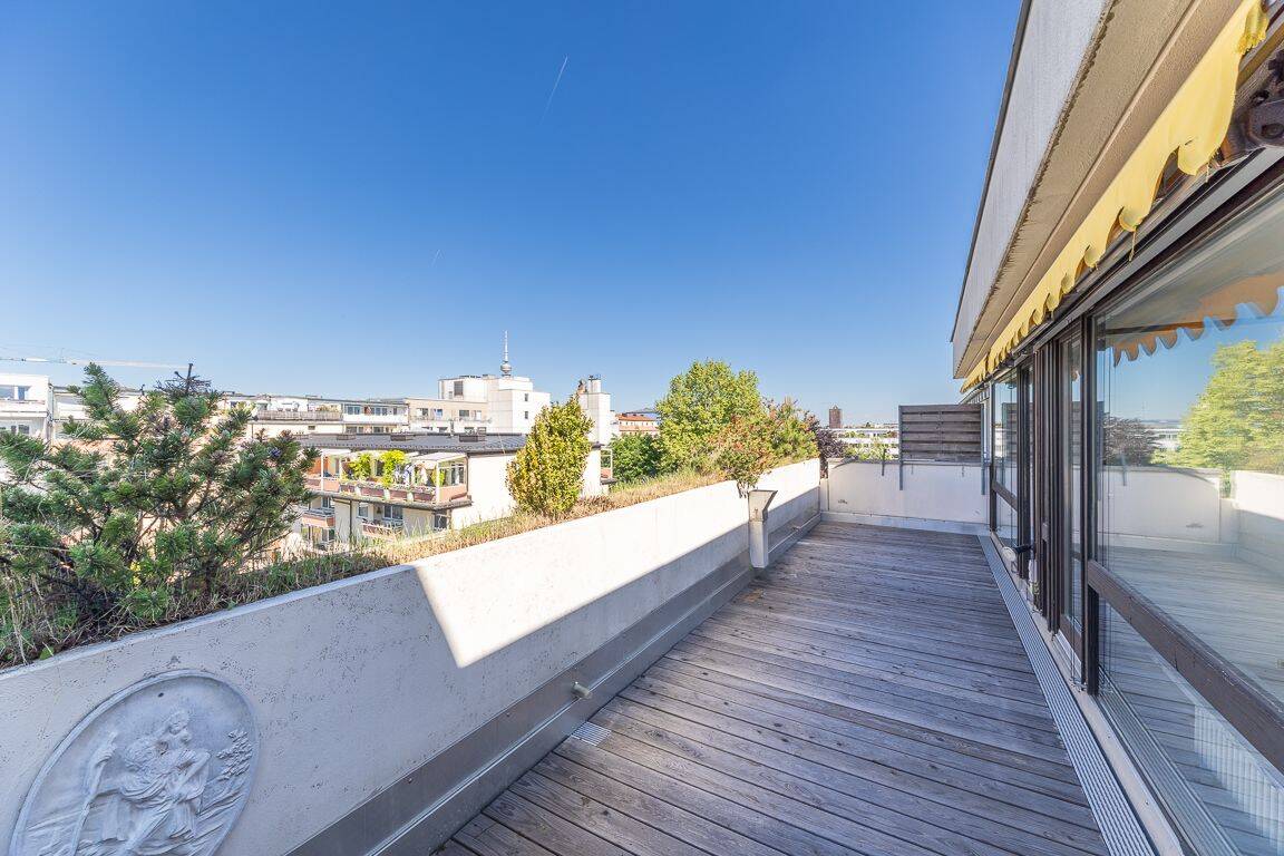 Über den Dächern Münchens, 80796 München (Schwabing-West)