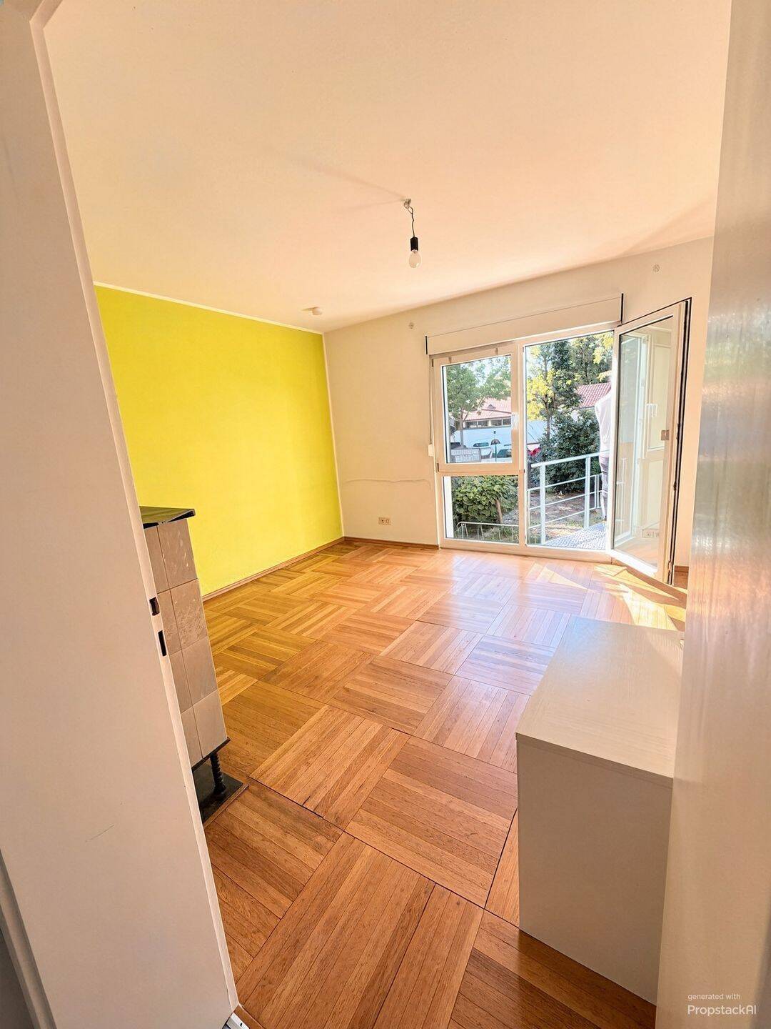 Reihenmittelhaus mit Garten, Garage & zusätzlichem Dachstudio in Nürtingen-Oberensingen, 233-26, 72622 Nürtingen