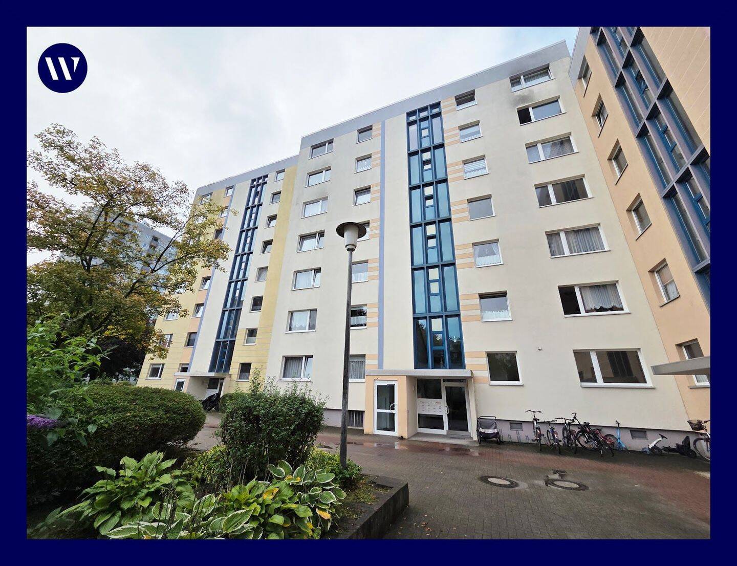 Nur noch einziehen! Helle 3 Zimmer, Balkon, Bad mit Wanne, Einbauküche, Gäste-WC, 24119 Kronshagen