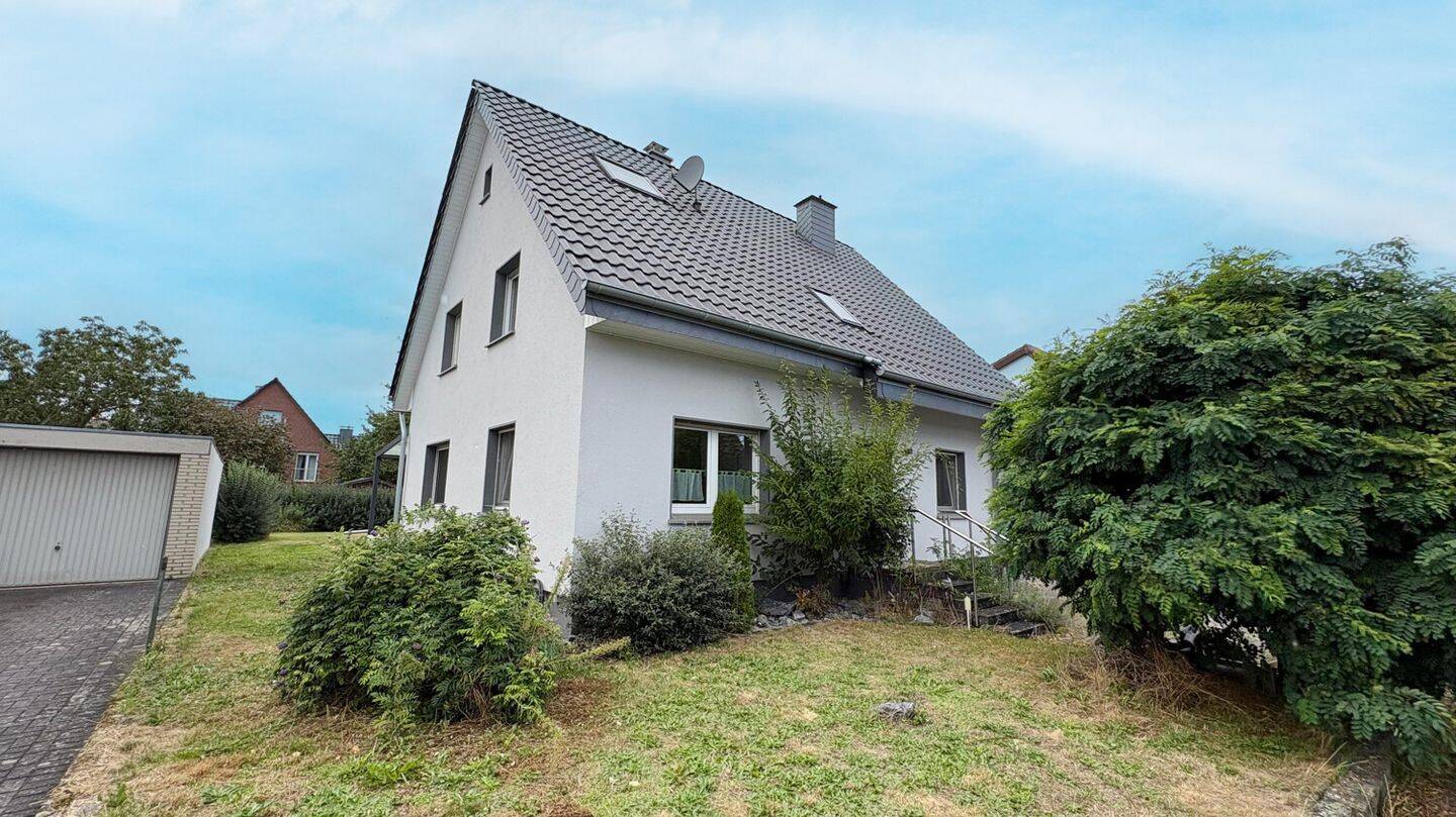 Einfamilienhaus in ruhiger Sackgassenlage und großem Garten, 59510 Lippetal