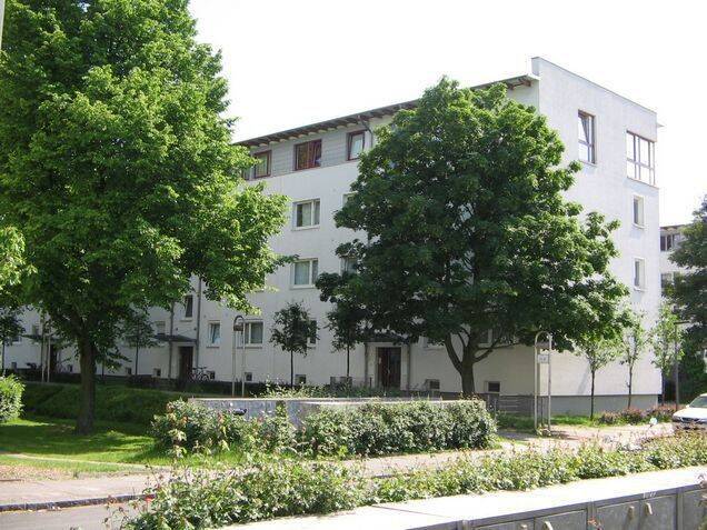 Singles aufgepaßt – Kleine 2 Zimmer-Wohnung mit Balkon, 28237 Bremen