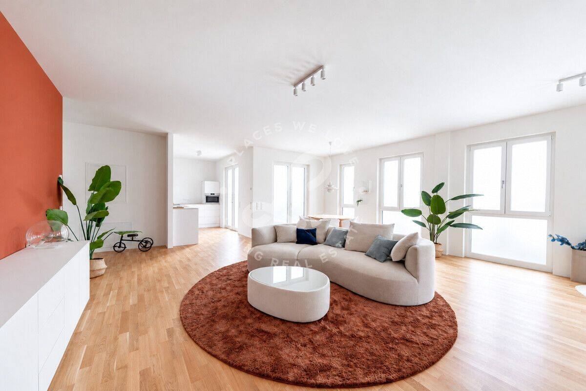 Zwei Balkone, ein Wohntraum: Großzügige & lichtdurchflutete 3-Zimmer-Wohnung, 65189 Wiesbaden (Biebrich Wiesbaden)