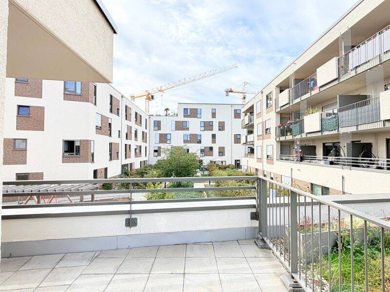 Wohnparadies mit weitläufiger Dachterrasse: moderne 3-Zimmer-Wohnung auf 83m², 55130 Mainz (Laubenheim Weisenau)