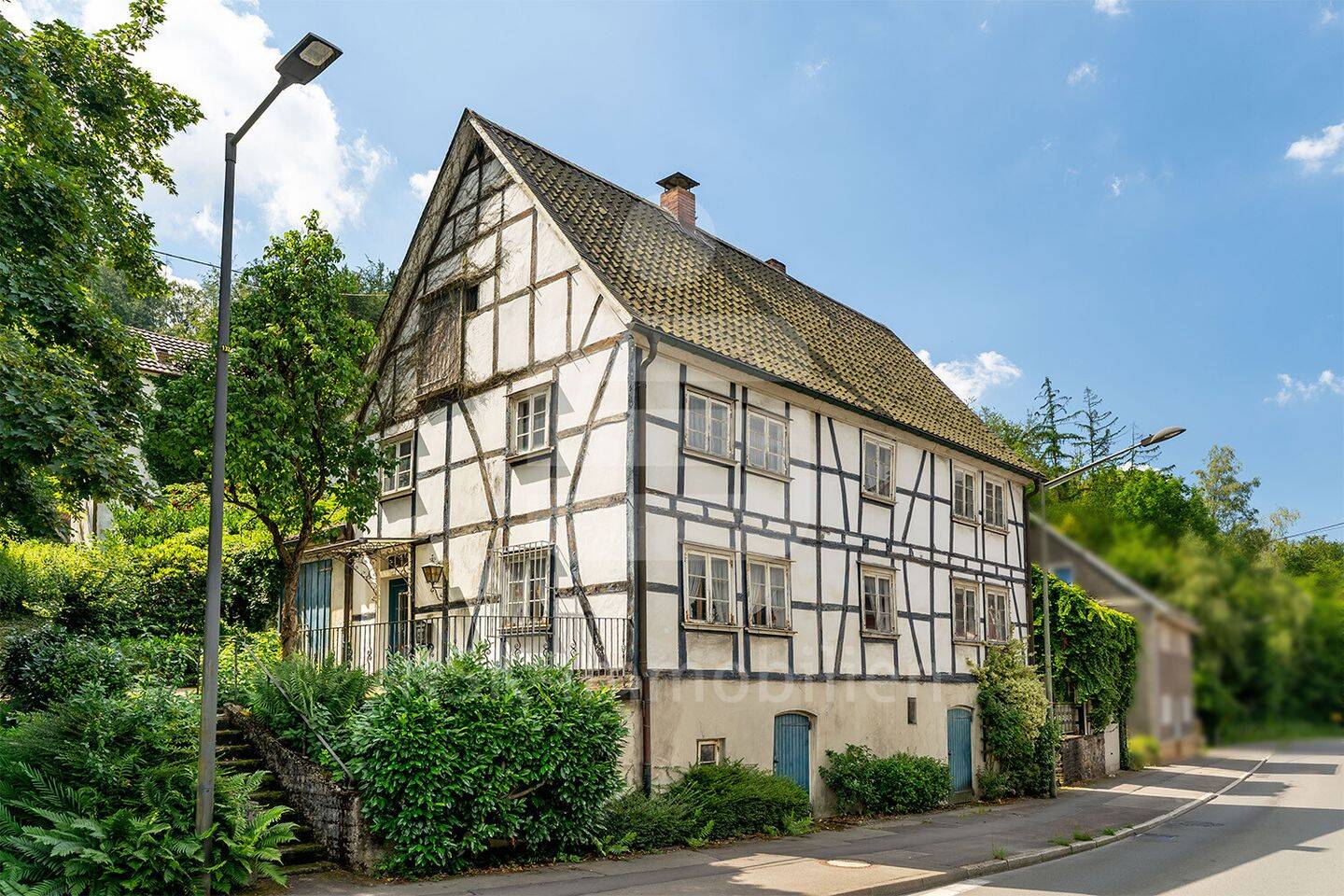 Ehemaliges Bauernhaus mit viel Potenzial in Gummersbach!, 51647 Gummersbach