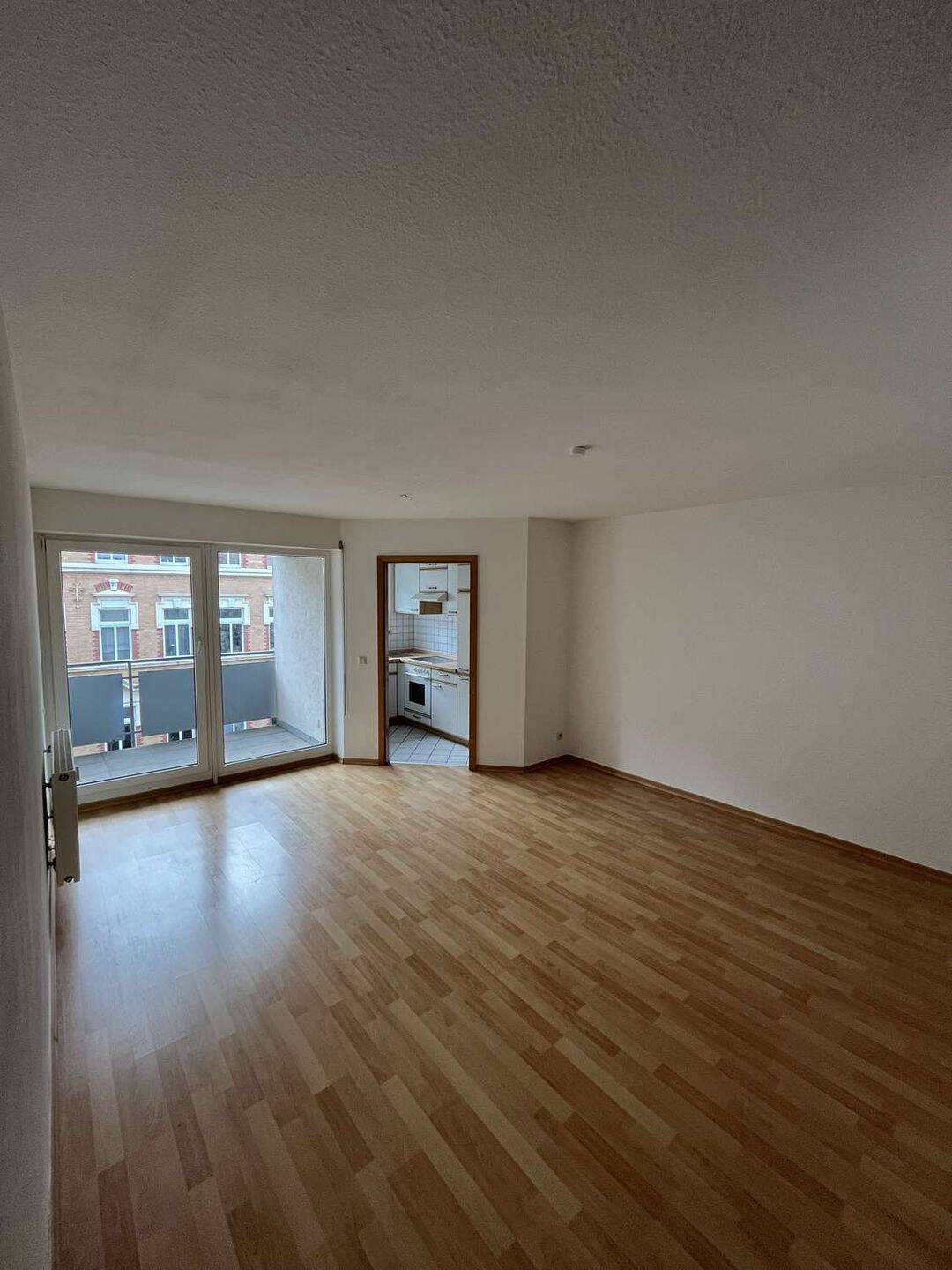 2-Zimmer-Wohnung mit Balkon im Osten von Leipzig, 4315 Leipzig (Neustadt-Neuschönefeld Sellerhausen-Stünz Volkmarsdorf)