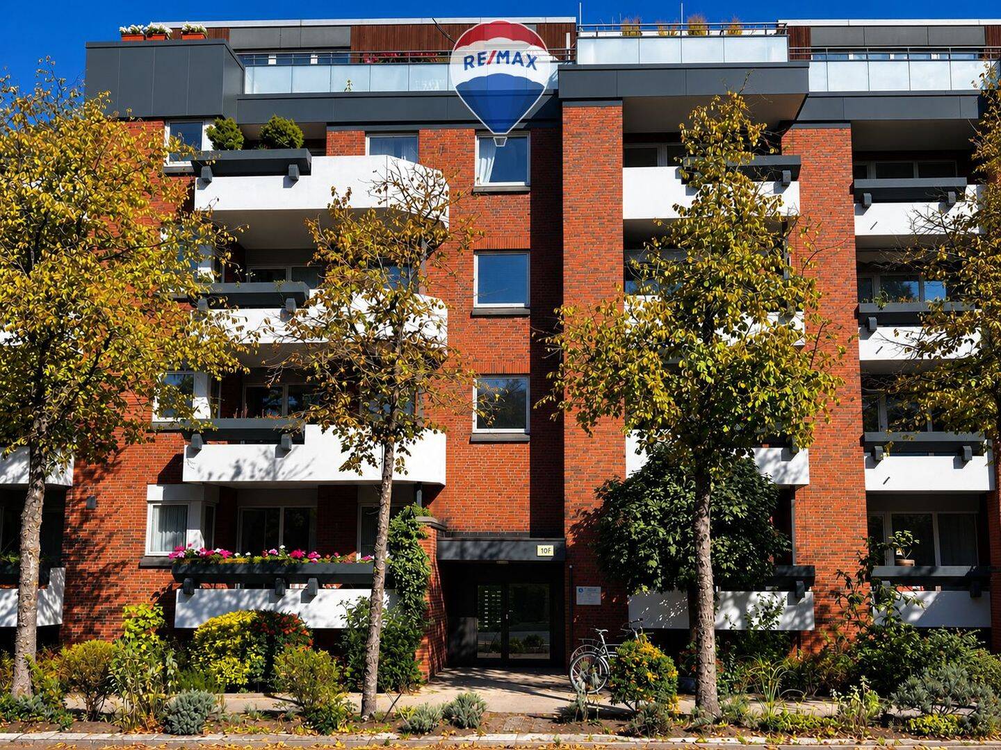 Helle 3 Zimmer Wohnung mit Balkon und Tiefgaragenstellplatz, tolle Lage in Hamburg Eilbek, 22089 Hamburg (Mitte)