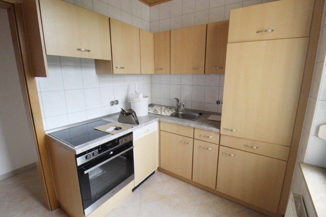 gepflegte 2 – Zimmerwohnung mit EBK, 9322 Penig