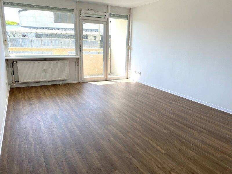 Modernisierte 2-Zimmer-Erdgeschosswohnung sucht neue Mieter!, 63225 Langen (Hessen)