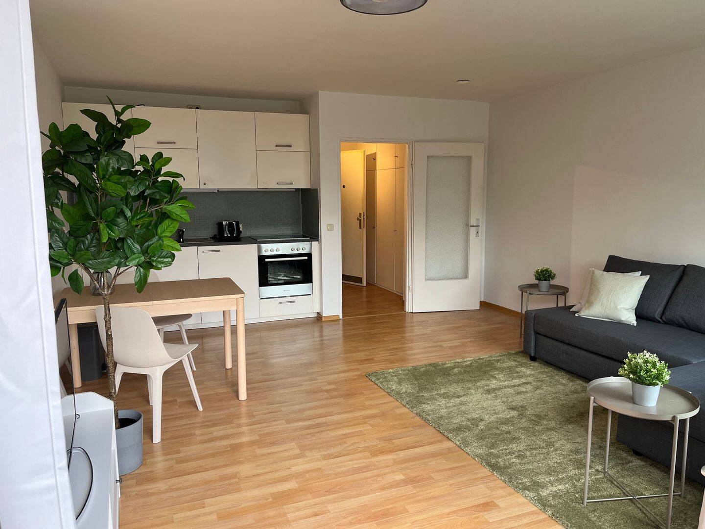 Zu Verkaufen! Zwei 1-Zimmer-Wohnungen in toller Lage!, 22609 Hamburg (Altona Groß Flottbek Nienstedten Osdorf Othmarschen)