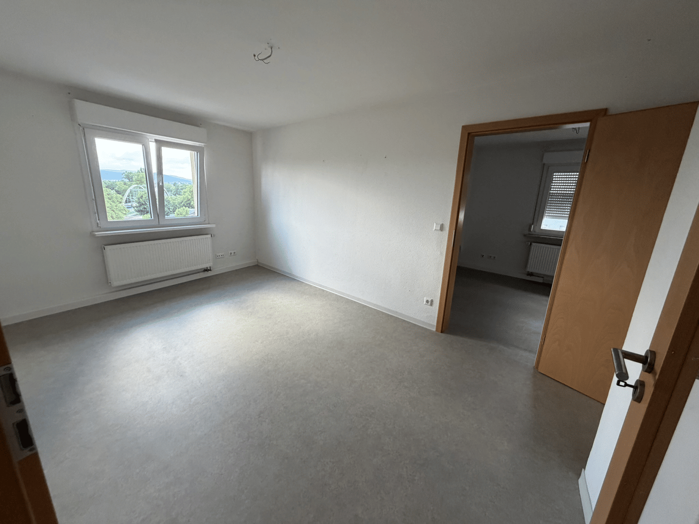 Schöne zentrumsnahe 1,5-Zimmer-Dachgeschoss Wohnung in Rastatt, 76437 Rastatt
