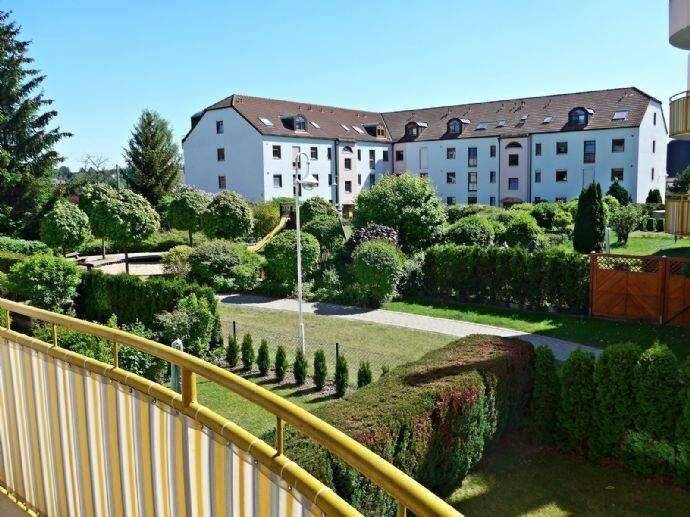 sonnige 1,5-Raum-Dachgeschoss-Wohnung mit Dachterrasse und Tiefgaragenstellplatz, 4736 Waldheim