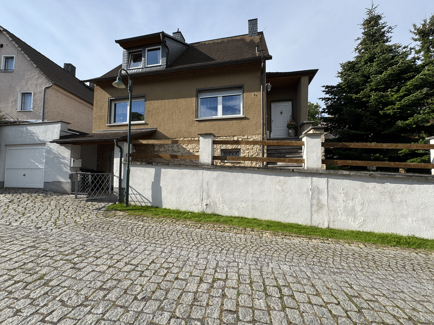 EFH mit Garage in Langendorf bei Weißenfels, 6667 Weißenfels
