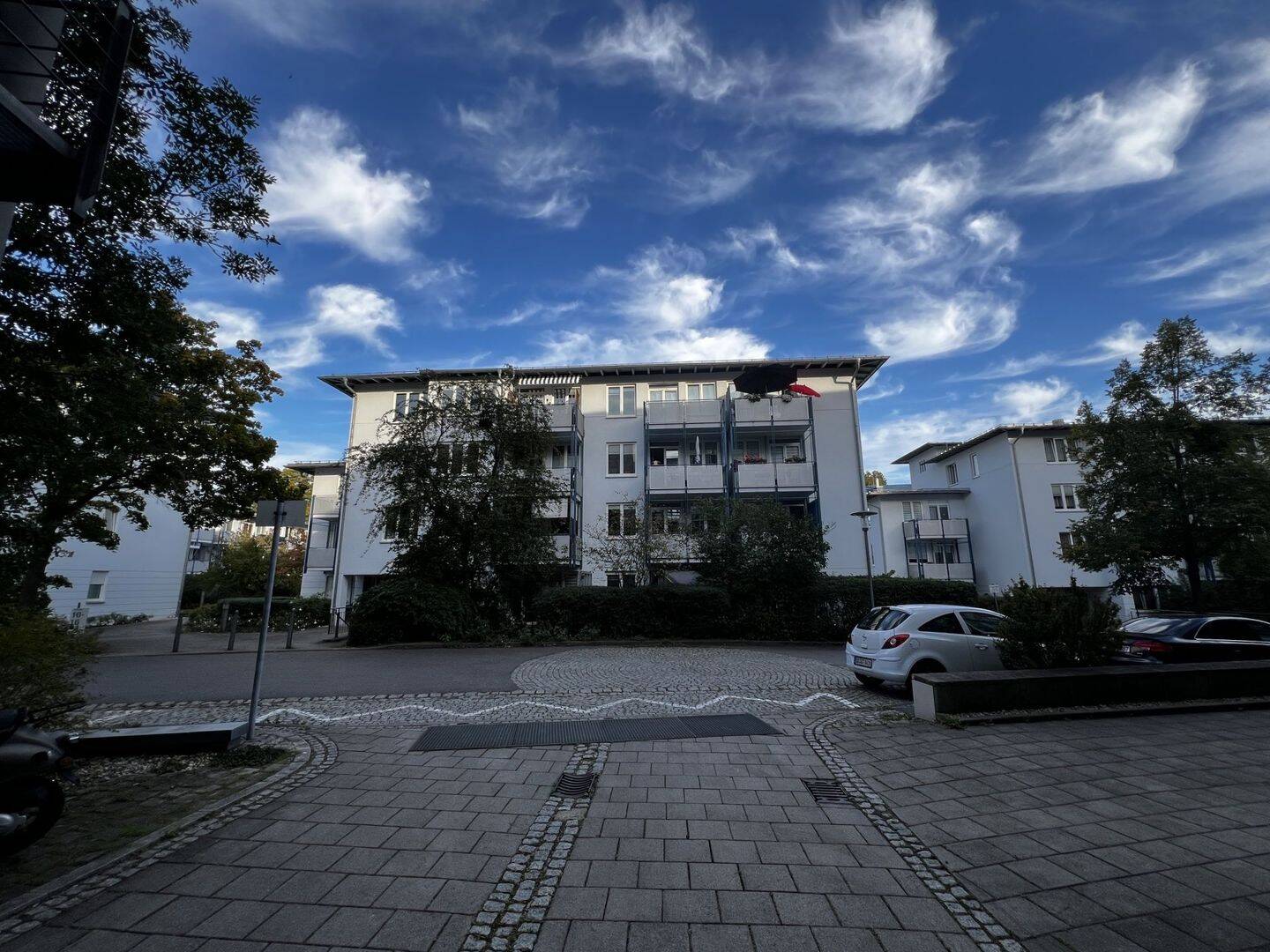 Ruhige und dennoch zentral gelegene 2RW im Waldschlösschenarenal, 1099 Dresden