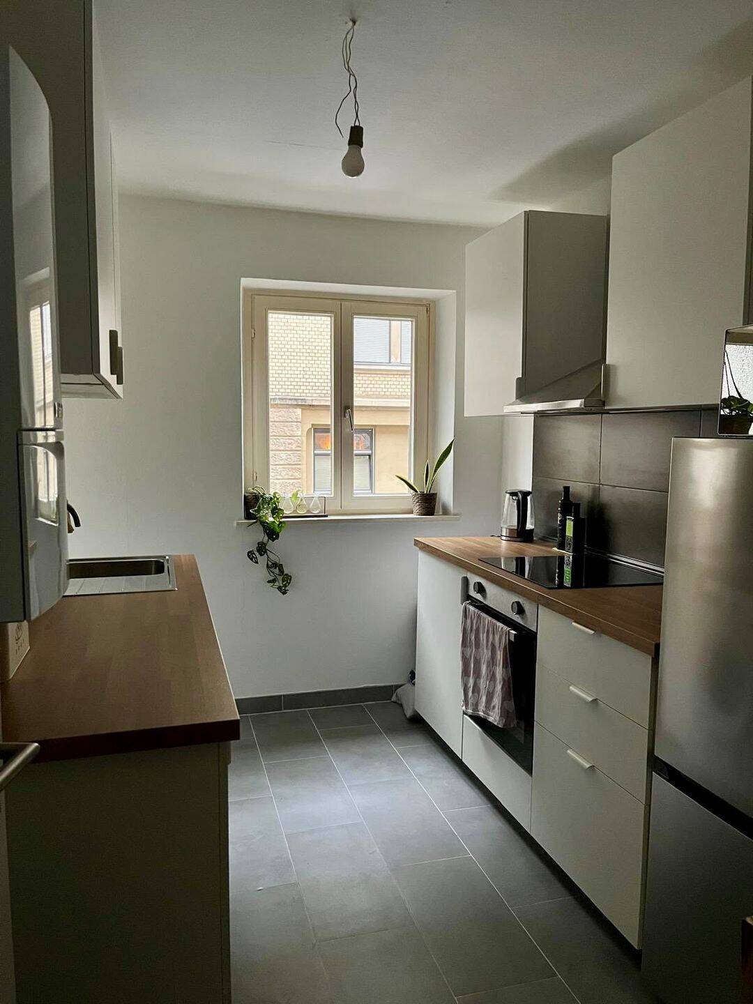 Helle 3-Zimmer-Wohnung mit Einbauküche in Stuttgart-Süd, 70199 Stuttgart (Süd)
