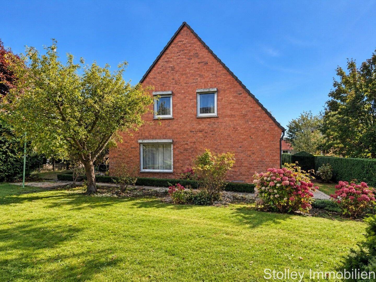 Sonniges Reihenendhaus in ruhiger Lage, 24235 Laboe