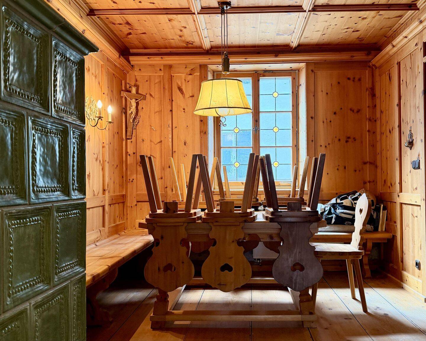 Zuhause mit Charakter – Charmante 4-Zimmer-Altbauwohnung mitten in Tegernsee, 83684 Tegernsee