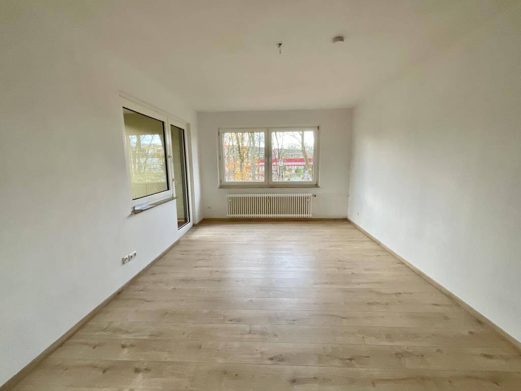 Großzügige 3-Zimmer-Wohnung mit Balkon frei!, 33330 Gütersloh