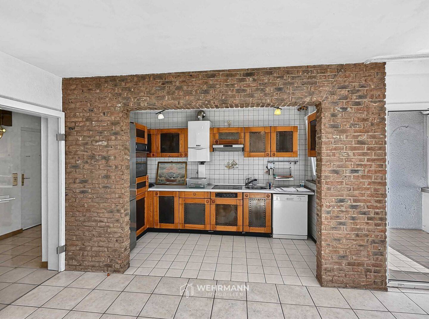 Zwei Zimmer, eine Loggia, ein Zuhause: 49 m² in Köln-Niehl, sofort bezugsfrei, 50735 Köln (Nippes Niehl Riehl Weidenpesch)