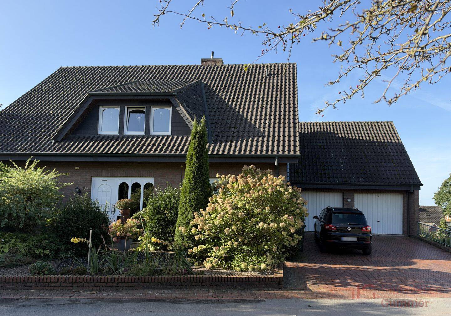 IMMOBILIEN GUMNIOR präsentiert: Geräumige 4-Zimmer-Wohnung mit Balkon in Salzbergen-Holsten, 48499 Salzbergen