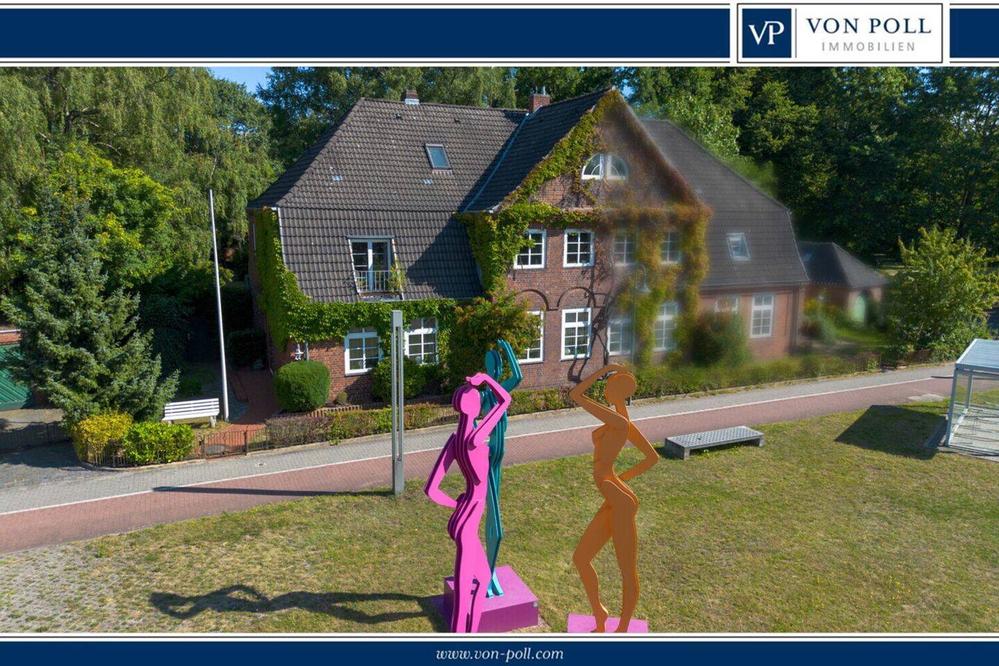 Doppelhaushälfte mit Wintergarten und großzügigem Garten unter altem Baumbestand, 24782 Büdelsdorf