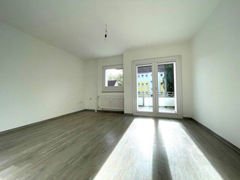 Ihre neue Traumwohnung: renoviert und zum Einzug bereit!, 44369 Dortmund