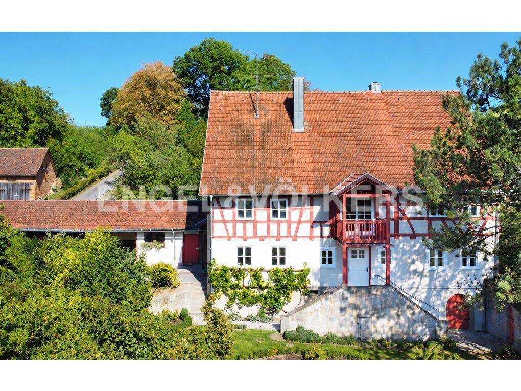 Stillvoll saniertes historisches Anwesen im Umkreis von Mellrichstadt, 97638 Mellrichstadt
