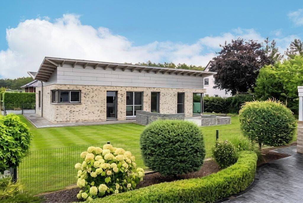 **Ein modernes Traumhaus – lichtdurchflutet und ebenerdig**, 27243 Dünsen
