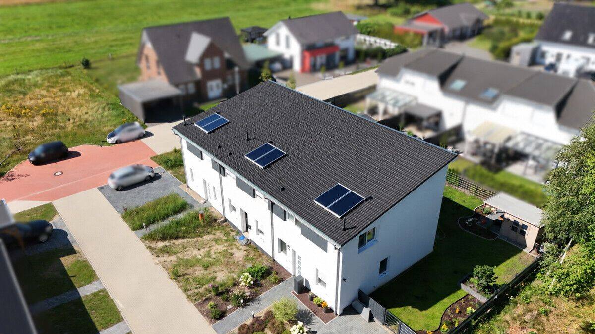 Provisionsfrei: Reihenmittelhaus mit Wohlfühlfaktor – Küche, Terrasse, Garten & Solarthermie inkl, 29640 Schneverdingen