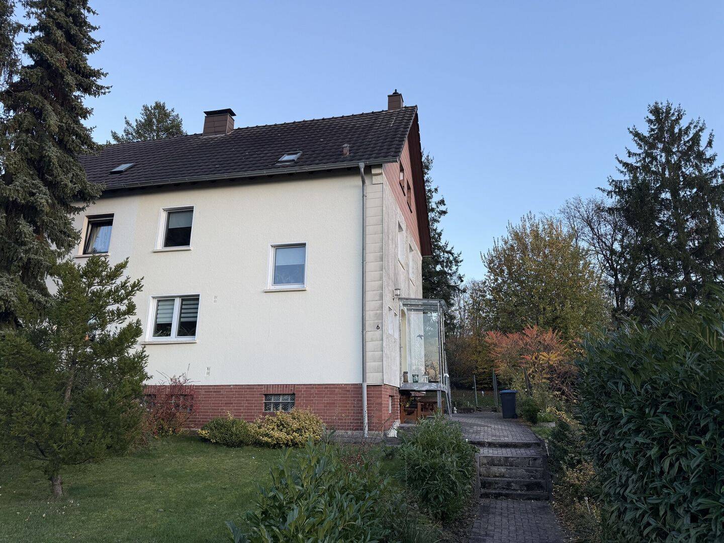 Modernisierte Doppelhaushälfte in Fischbach, 66287 Quierschied