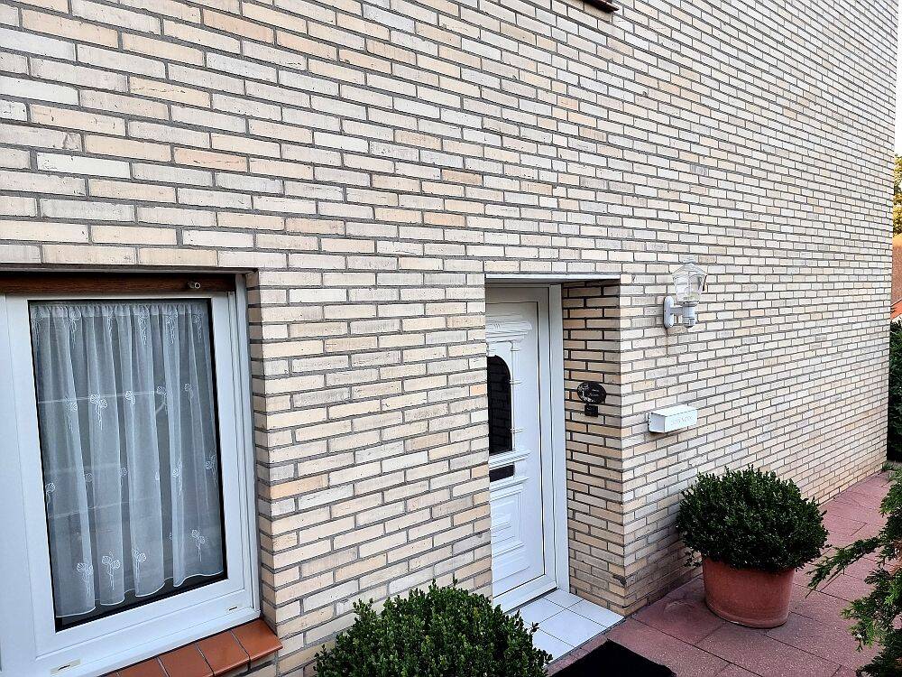 Erdgeschoss: 2-Zimmerwohnung in Herzogenrath mit Gartennutzung, 52134 Herzogenrath