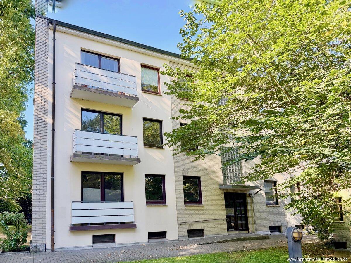 Renovierte 4-Zimmer-Wohnung mit durchdachtem Grundriss in Alsterdorf, 22297 Hamburg (Hamburg-Nord Alsterdorf Barmbek-Nord Groß Borstel Winterhude)
