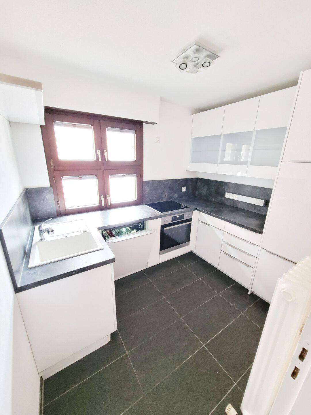 2,5-Zimmer-Wohnung mit Loggia, Tiefgarage und Keller zentral Esslinger Altstadt, 73728 Esslingen am Neckar