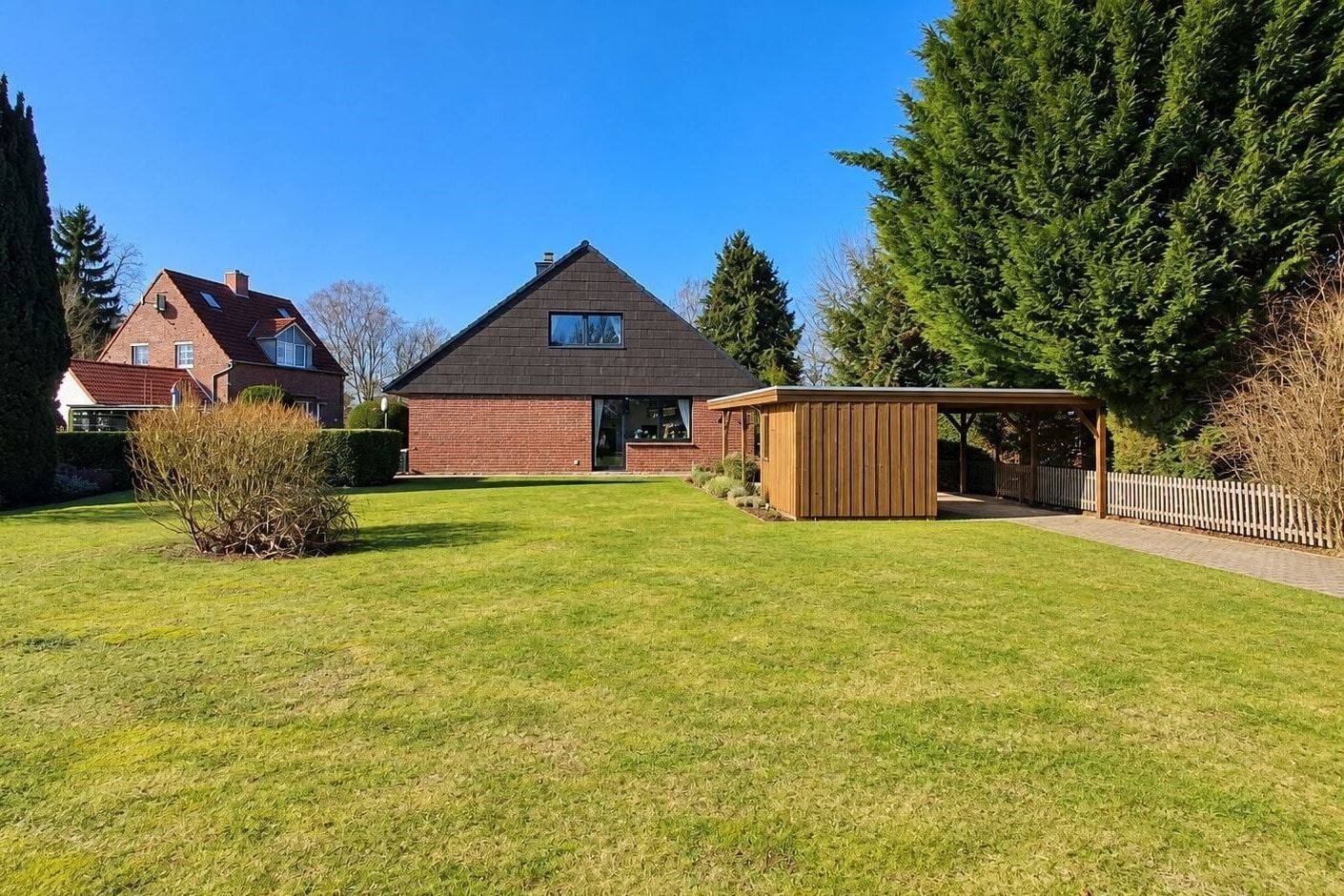 Vollunterkellertes Einfamilienhaus mit Doppelcarport & zusätzlichem Baugrundstück im Garten, 21614 Buxtehude
