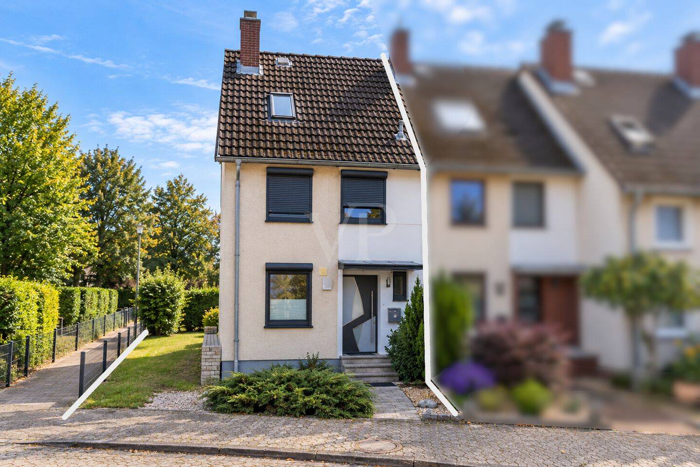 Mehr Platz als gedacht – Raumwunder Reihenendhaus mit sonnigem Außenbereich, 29229 Celle