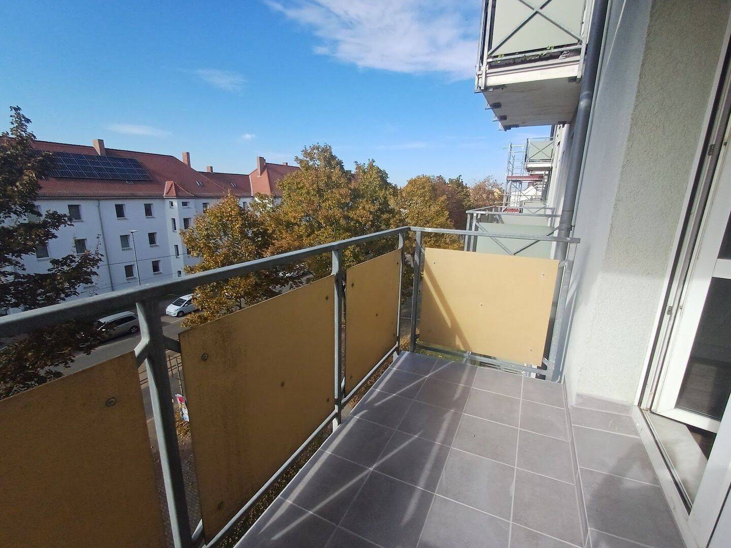Neu sanierte Wohnung steht zum Einzug bereit – 3. OG links, 6217 Merseburg