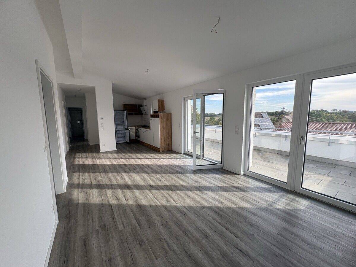 Neuwertige Penthouse-Wohnung zur Miete in Satteldorf-Gröningen! Niederenergie Sparhaus  40 +, 74589 Satteldorf
