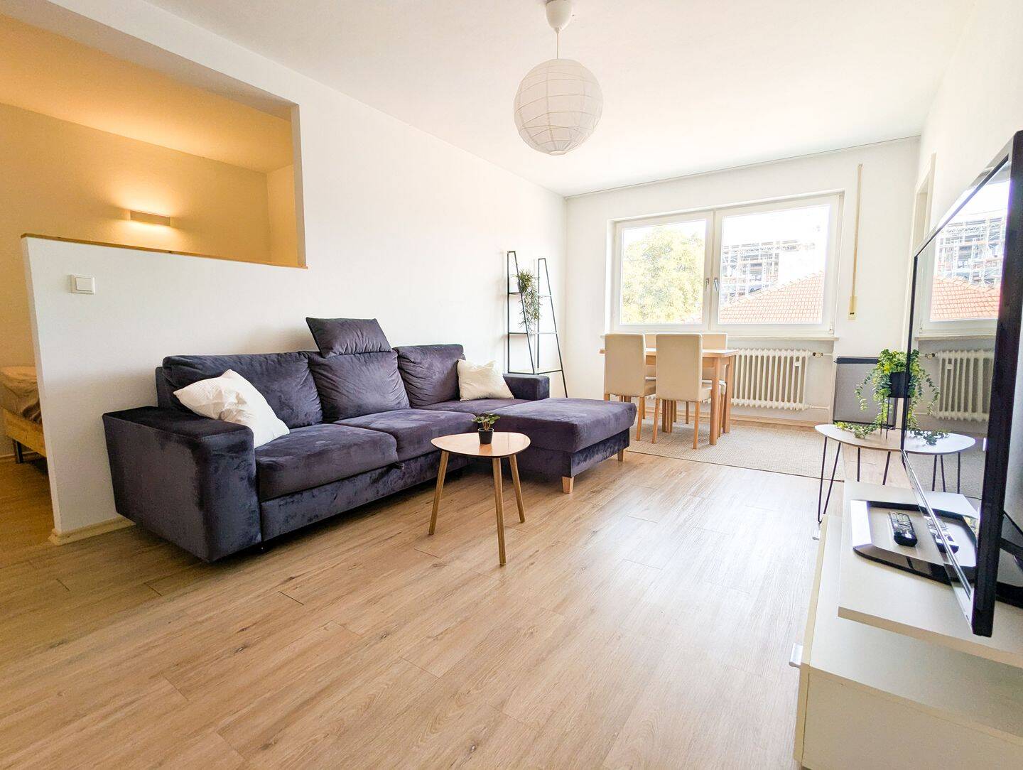 Ankommen & wohlfühlen: Möblierte 1,5-Zimmer-Wohnung im Herzen Rosenheims, 83022 Rosenheim (Happing Innenstadt Ost Süd West)