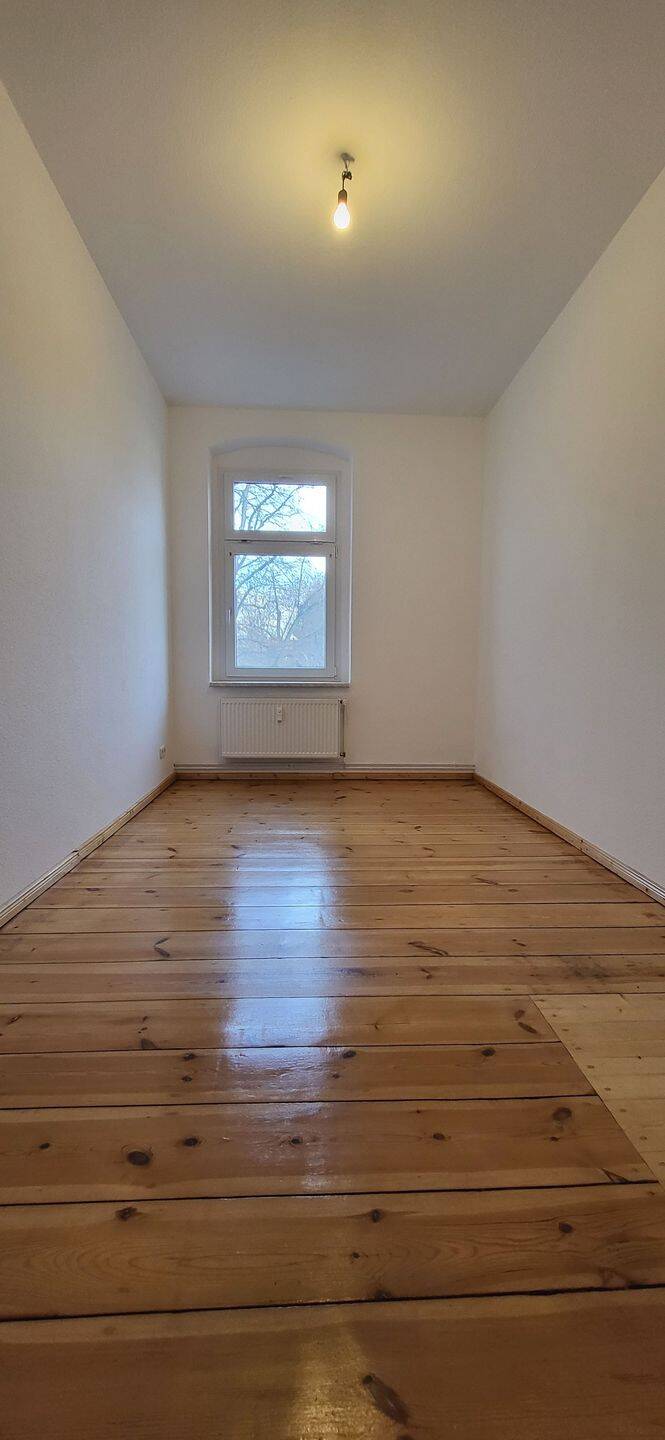 Helle 2-Raum Wohnung mit großem Balkon, 15738 Zeuthen