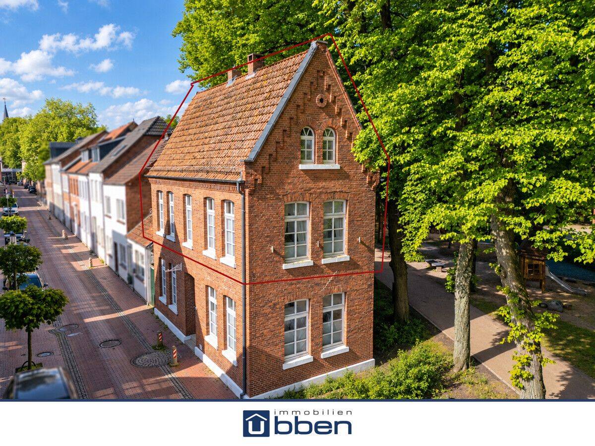 Obergeschoss-Wohnung im historischen Stadthaus in Aurich zu vermieten!, 26603 Aurich