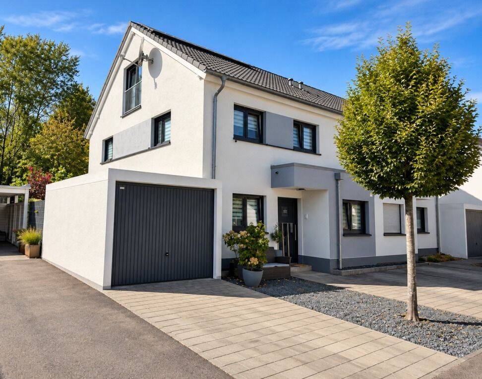 Modernes Einfamilienhaus in ruhiger und innenstadtnaher Lage von Saarlouis!, 66740 Saarlouis