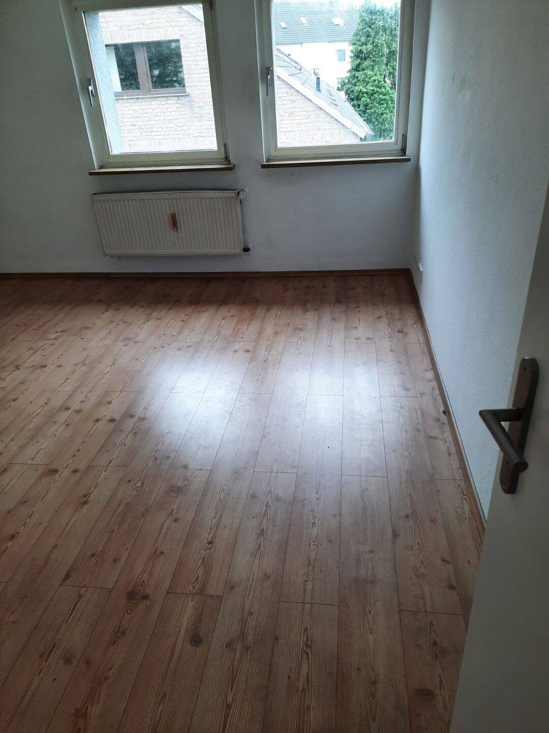Gemütliche Dachgeschosswohnung im Duisburger-Süden überzeugt mit gutem Schnitt, 47249 Duisburg (Buchholz Großenbaum Wanheim-Angerhausen)