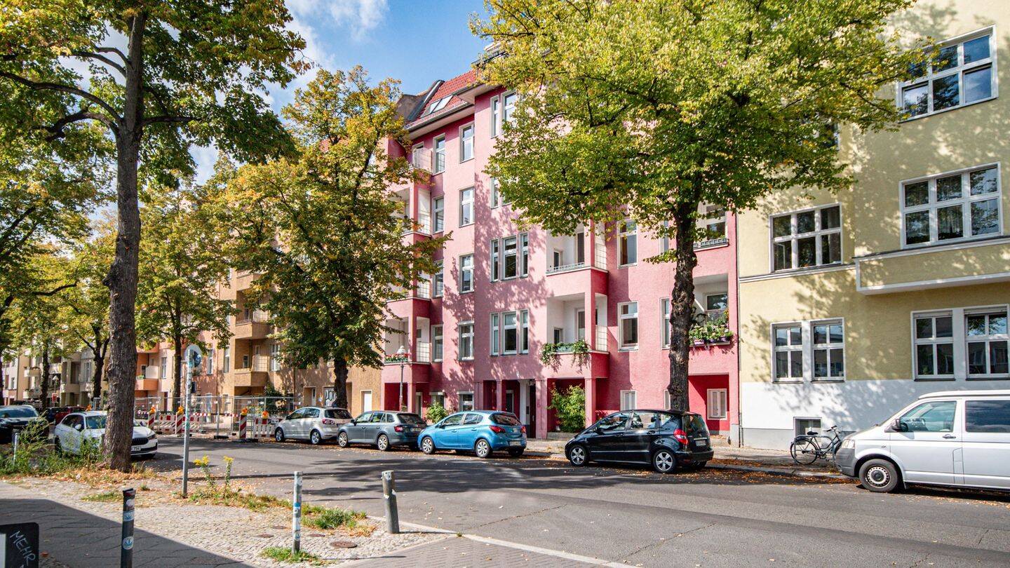 ***bezugsfreie Altbauwohnung mit EBK und Balkon***, 12105 Berlin (Tempelhof-Schöneberg Mariendorf Schöneberg Tempelhof)