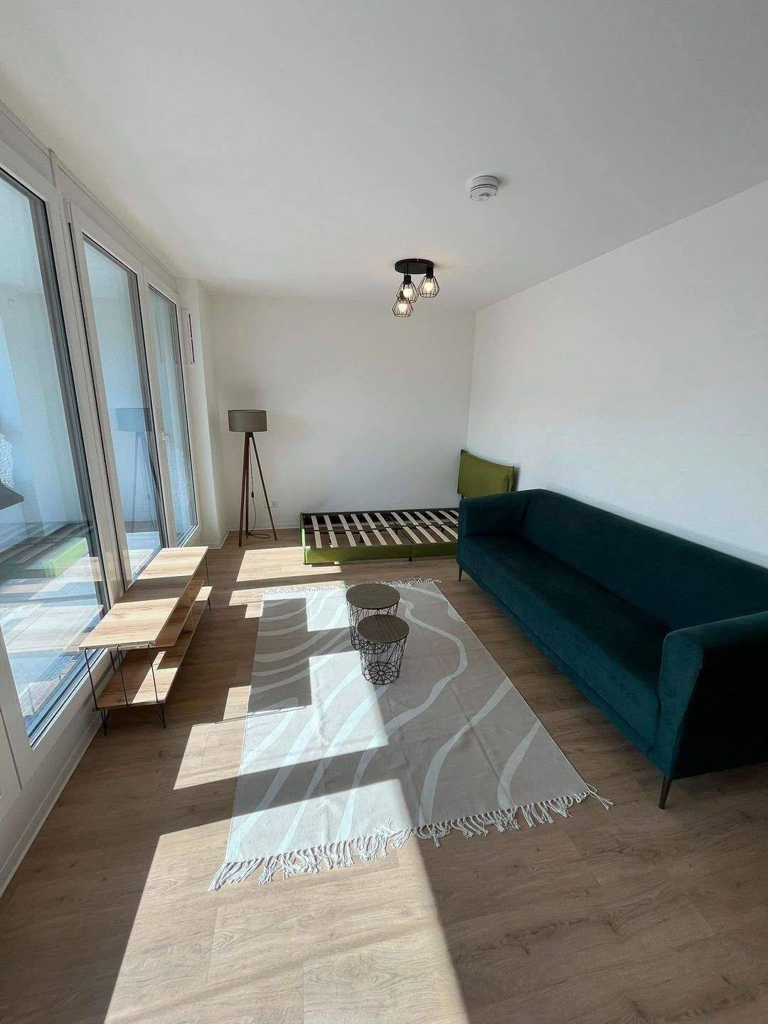 Ab sofort! Möblierte 1-Zimmer-Wohnung mit Loggia, 90443 Nürnberg