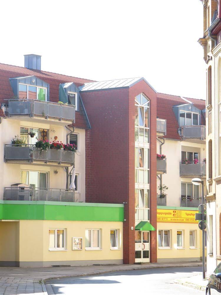 Geräumige 2-Raum Wohnung mit Balkon in der Bitterfelder Innenstadt, 6749 Bitterfeld-Wolfen