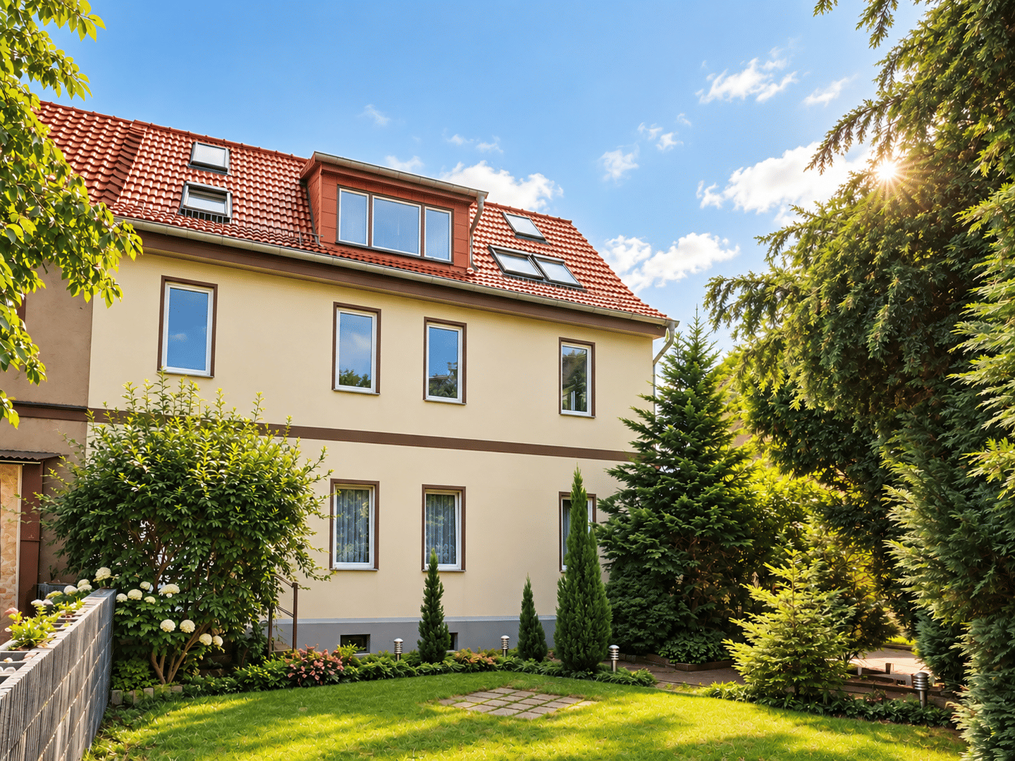 Großzügiges Mehrgenerationenhaus in ruhiger und zentraler Lage von Gotha, 99867 Gotha