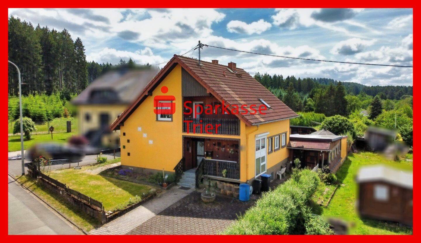 Familienfreundliches Einfamilienhaus mit großem Grundstück in Waldweiler, 54429 Waldweiler