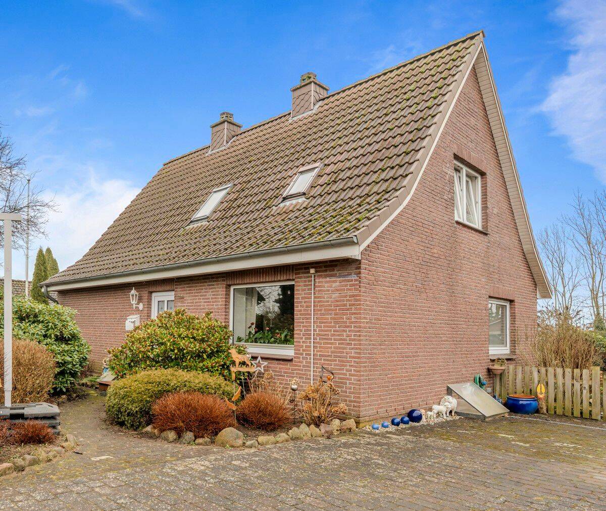 Haushälfte mit Garten in 24214 Blickstedt, 24214 Tüttendorf