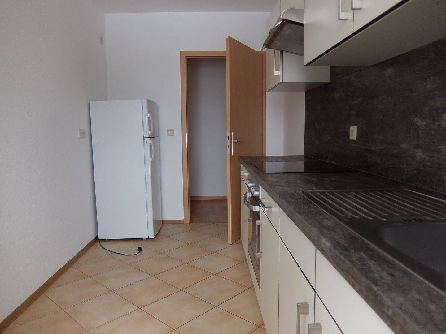 Single-Appartement with kitchen and balcony for You, 9126 Chemnitz (Altchemnitz Bernsdorf Gablenz Lutherviertel Sonnenberg)