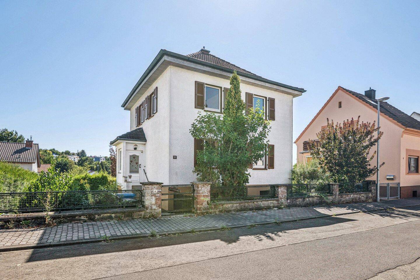 Renovierungsbedürftiges EFH in hervorragender Wohnlage!, 66482 Zweibrücken
